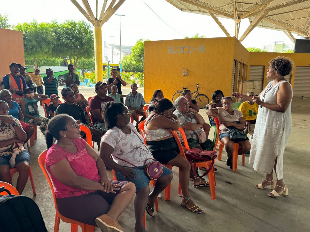 Seir dialoga com catadores de Juazeiro do Norte sobre racismo e políticas públicas para grupos vulnerabilizados
